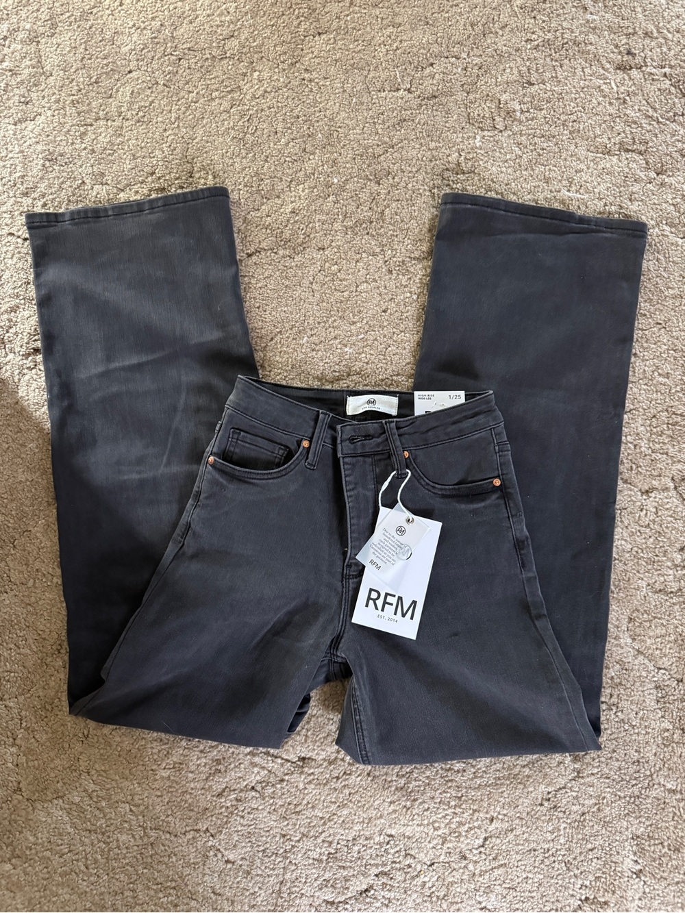 RFM Black Straight-Leg Jeans